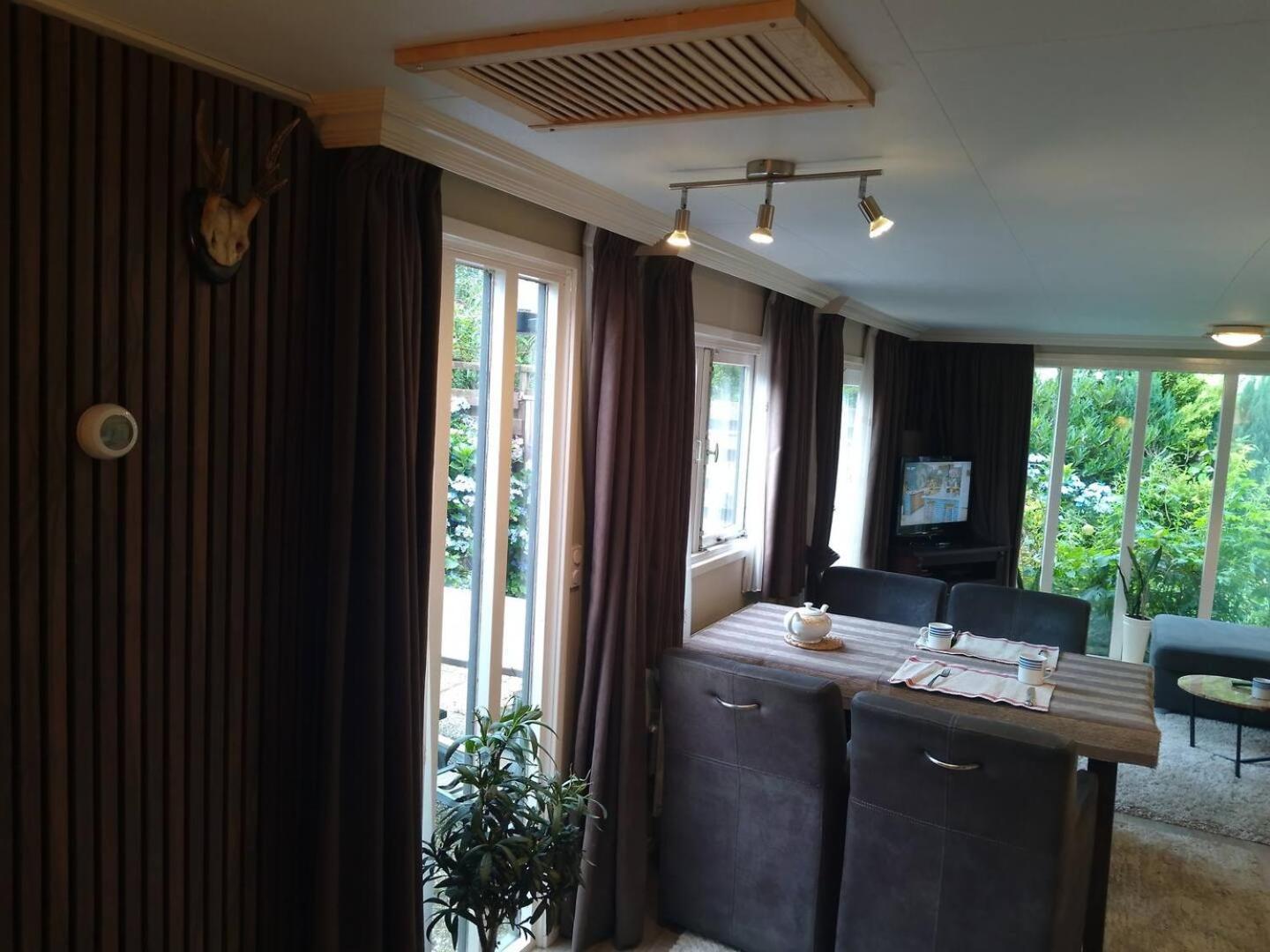 Chalet Op De Veluwe พุทเทิน ภายนอก รูปภาพ